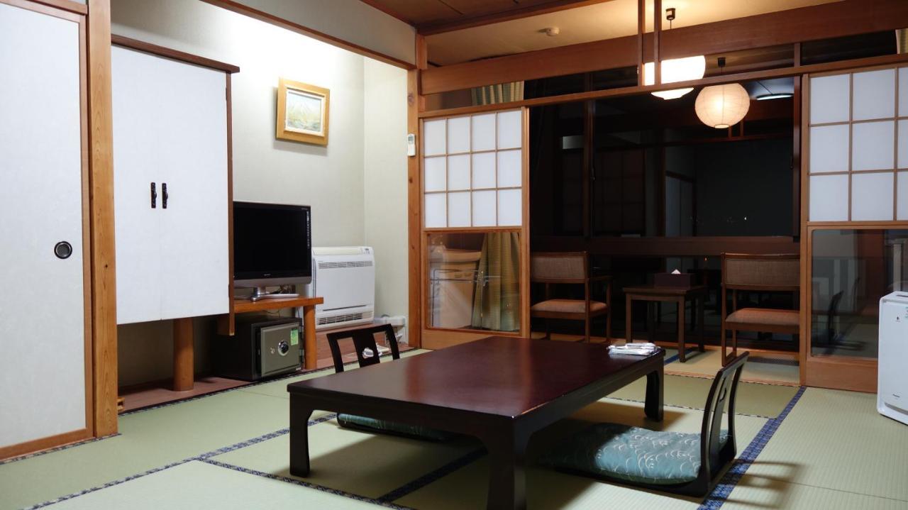 Hotel New Century Fujikawaguchiko Eksteriør billede