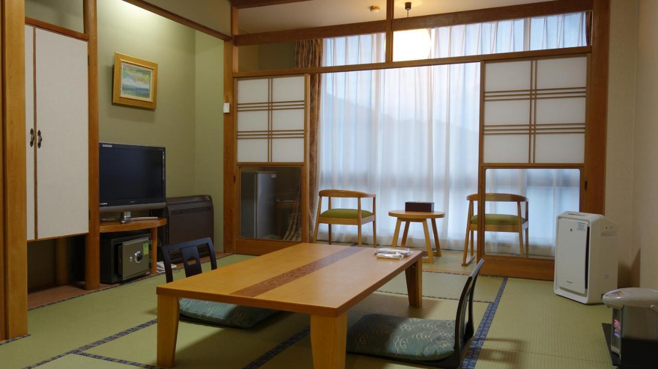 Hotel New Century Fujikawaguchiko Eksteriør billede