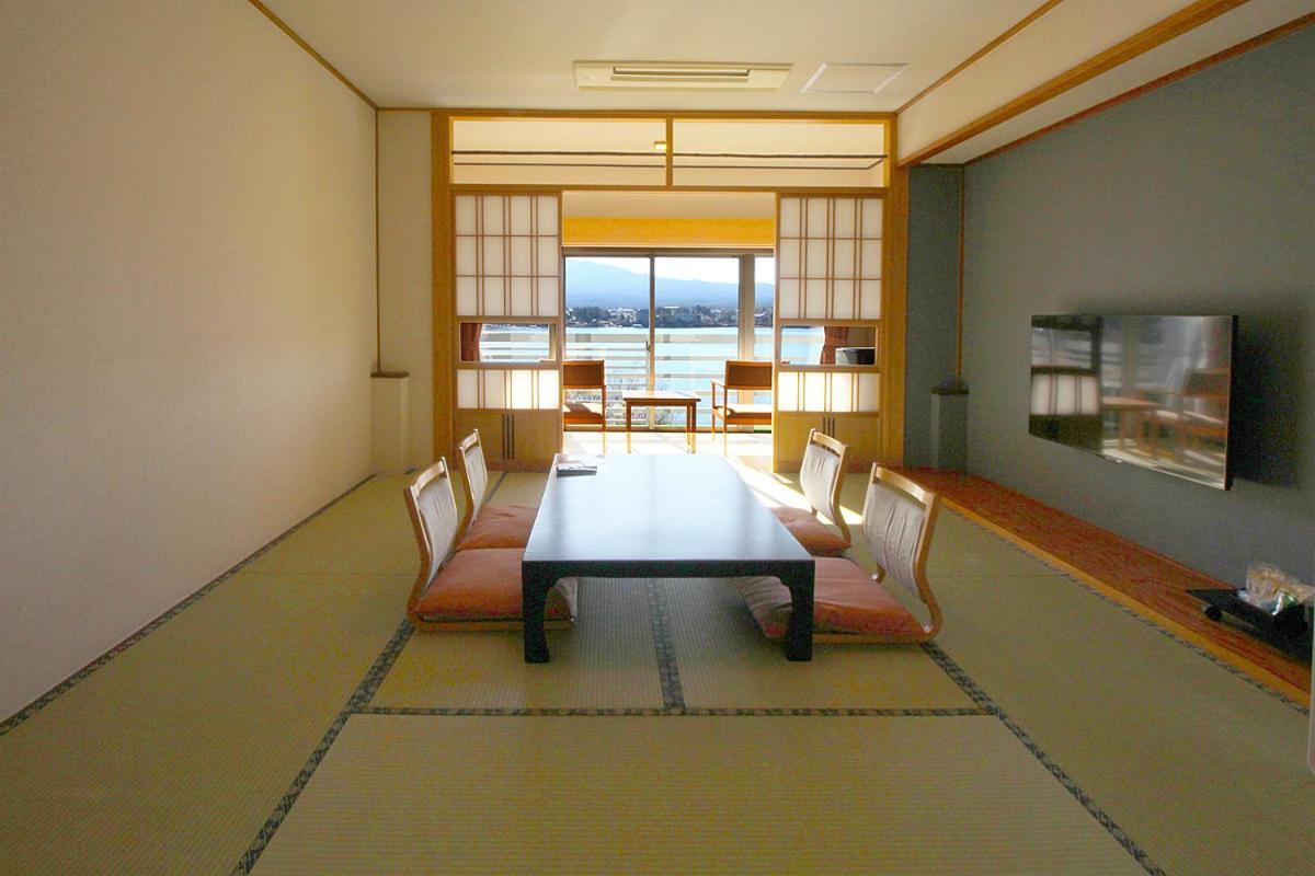 Hotel New Century Fujikawaguchiko Eksteriør billede