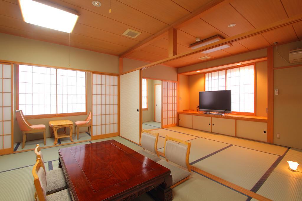 Hotel New Century Fujikawaguchiko Eksteriør billede