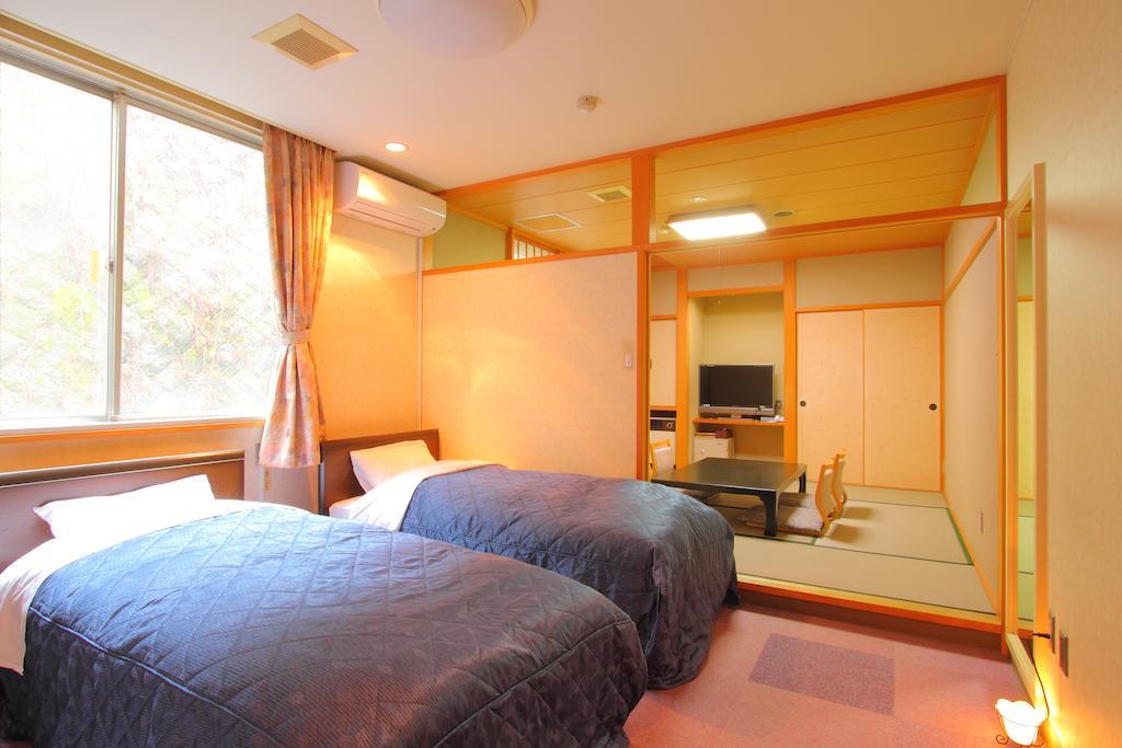 Hotel New Century Fujikawaguchiko Eksteriør billede